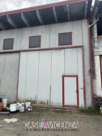 capannone di mq 250