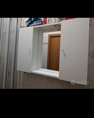 mobiletto da bagno