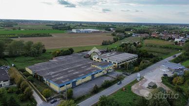 CAPANNONE A CASALROMANO