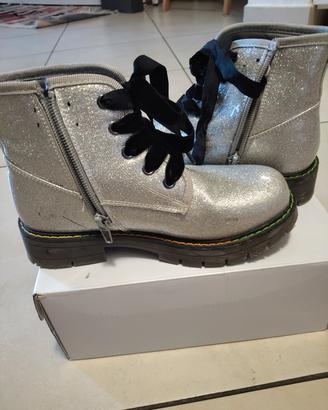 anfibi glitterati
