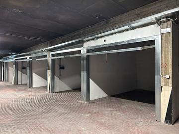 Garage di varie metrature in pieno centro