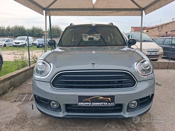 Mini One Countryman 1.5 COOPER 136 C.V.. FARI FULL