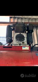 Gruppo pompante compressore aria