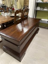 Cassone di legno antico