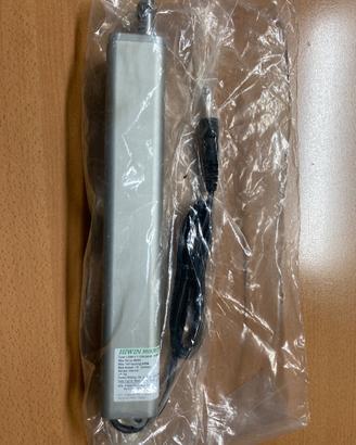Attuatore lineare Hiwin LAS4-1-1-100-22G 24V