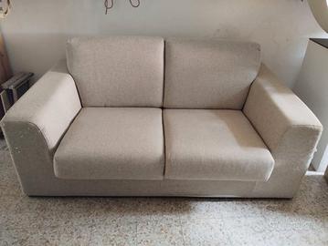 Divano due posti