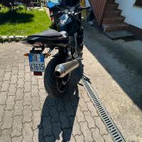 Moto kavasaki 750