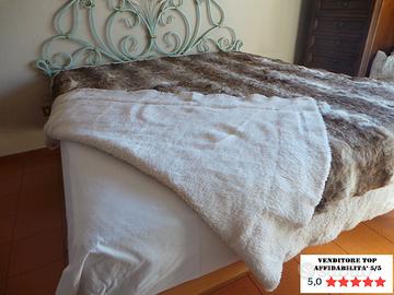 Coperta in vera pelliccia di coniglio