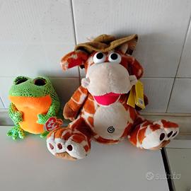 2 pupazzi di peluche 
