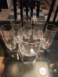 bicchieri e ciotola porta ghiaccio 