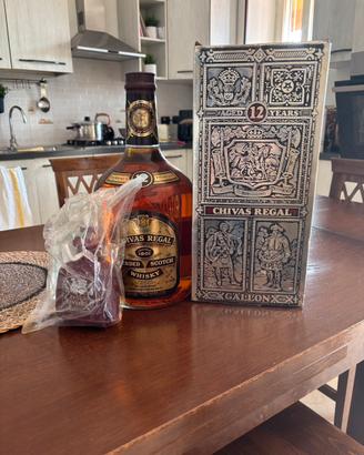 Whisky Chivas Regal Vintage anni 80 Gallon
