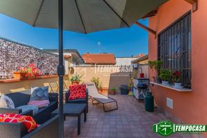 SPLENDIDO QUATTRO LOCALI RISTRUTTURATO CON TERRAZZ