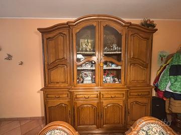 Credenza legno massiccio come nuova stile classico