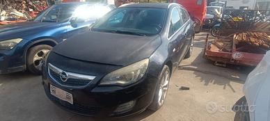 RICAMBI OPEL ASTRA J SW CIL. 2.0 ANNO 2011