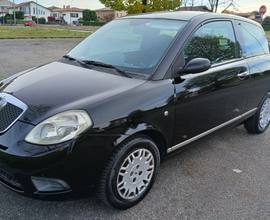 Lancia Ypsilon 1.2 benzina per neopatentati