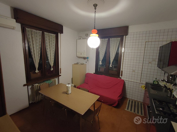 Camera singola 350 al mese