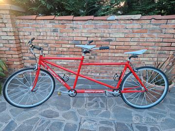 Tandem da corsa con telaio in alluminio Ravazzolo