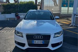 Audi a4 s-line con tettuccio apribile e panoramico