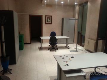 mobili vari per ufficio