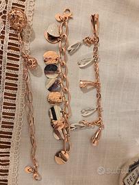 bracciali con ciondoli color oro