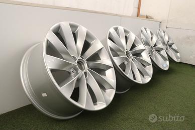 Cerchi in lega Volkswagen Passat CC Scirocco 18