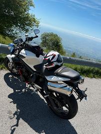 Triumph Street Triple 675 – 2010 – 42.100 km