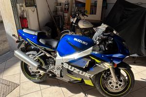 Suzuki GSX R 600