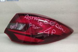 Fanale post dx OPEL ASTRA J '12