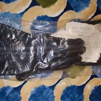 Guanti protezione agenti chimici