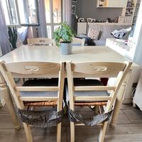 Tavolo da cucina o sala