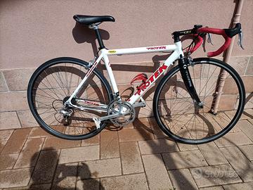 Bicicletta da corsa protek forcella in carbonio
