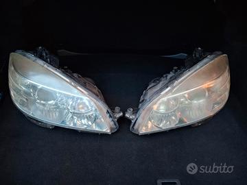 Fari anteriori Mercedes Classe C w204