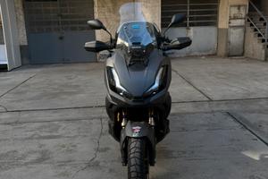 Honda adv 350