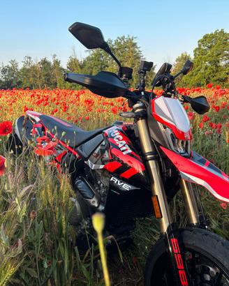 Ducati Hypermotard 698