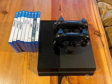 Ps4 con 2 controller 8 giochi postazione controlle