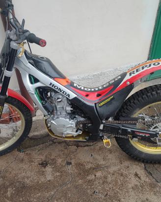 MONTESA COTA 4RT HONDA REPLOCA REPSOL 2005
