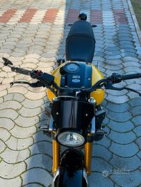 Moto  yamha  60 anniversary