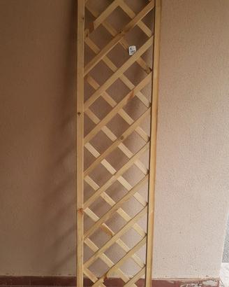 Grigliato di legno.