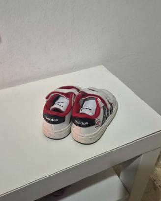 Scarpe Adidas da bambino