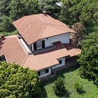 VILLA SINGOLA CON PARCO