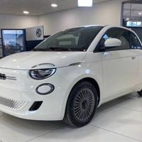 FIAT Nuova 500 Hatchback My23 La Nuova 500 - 320 B