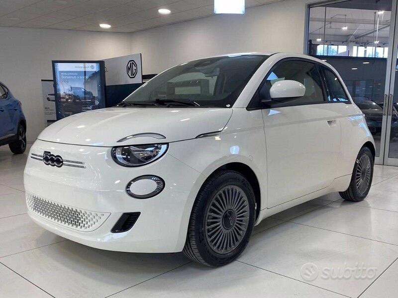 FIAT 500 (2020-->)