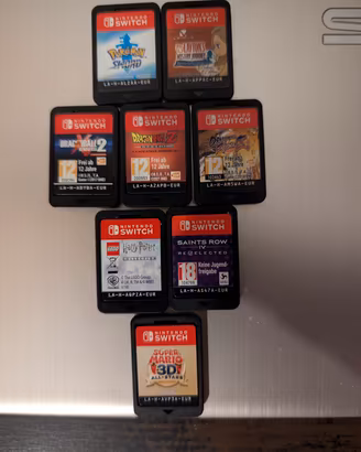 Lotto 8 giochi Nintendo switch - solo cartucce 