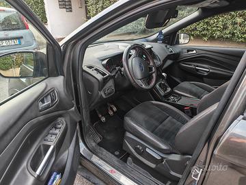 Ford kuga st line 1.5 diesel cv110