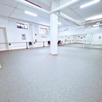 Sala prove per danza teatro e allestimenti teatro