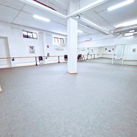 Sala prove per danza teatro e allestimenti teatro