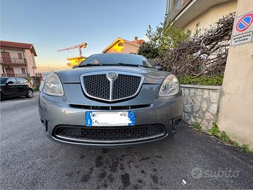 Lancia ypsilon 1.2 Argento