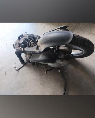 blocco motore scarabeo 50