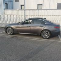 Alfa Romeo Giulia FULL OPTIONAL