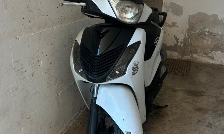 Scooter sh 150 2010
